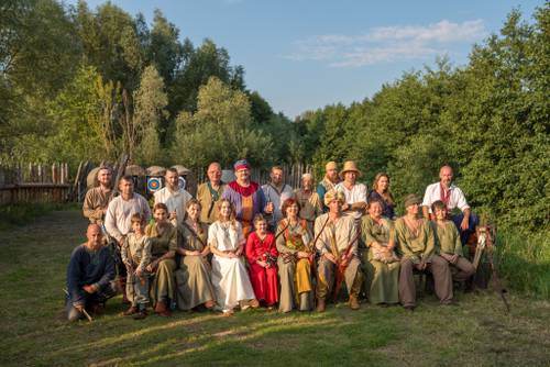 Uczestnicy zawodów na pamiątkowym zdjęciu.