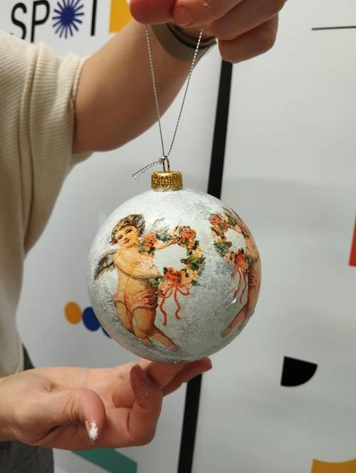 Bombki wykonane przez uczestników warsztatów.