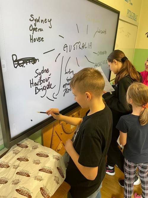 Aktywności podczas półkolonii Winter English Camp w Pruszczu Gdańskim.
