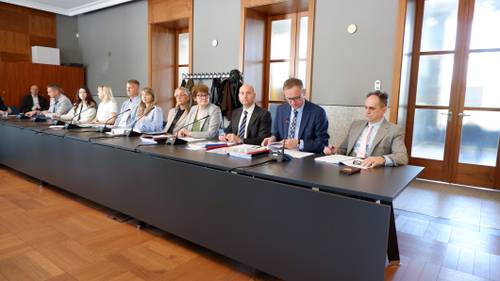 Sesja absolutoryjna Rady Miasta Pruszcza Gdańskiego z przyznaniem wotum zaufania.