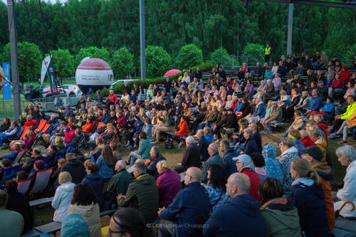 Publiczność zgromadzona na koncercie