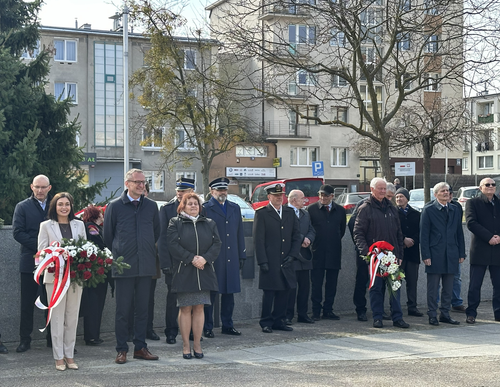 Przedstawiciele władz samorządowych, mieszkańcy i inne delegacje